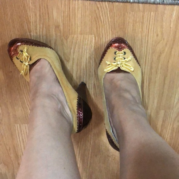 Heels - Picture 5 of 6